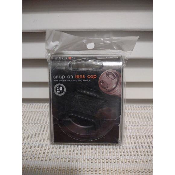 Zeikos 58mm Plastic Snap-On Camera Lens Cap Black Double-action spring design - Picture 1 of 3